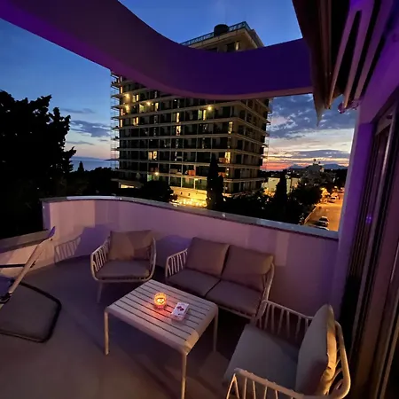 App Lux I Apartamento